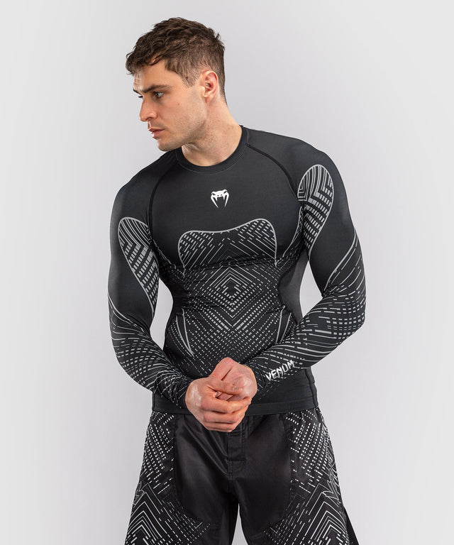 Venum Rashguard Midnight Fury Long Sleeves – Black/Grey/Silver