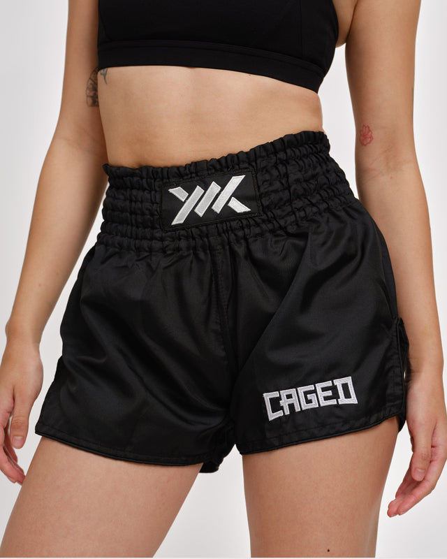 Caged Muay-Thai-Shorts Classic – Schwarz/Weiß Damen
