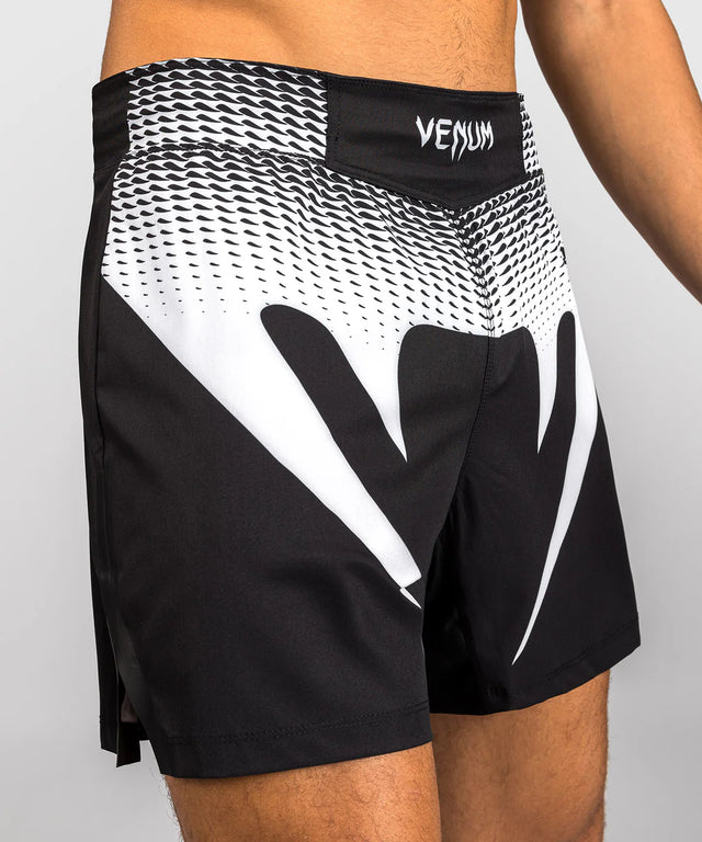 Venum No Gi MMA-Shorts – Schwarz/Weiß
