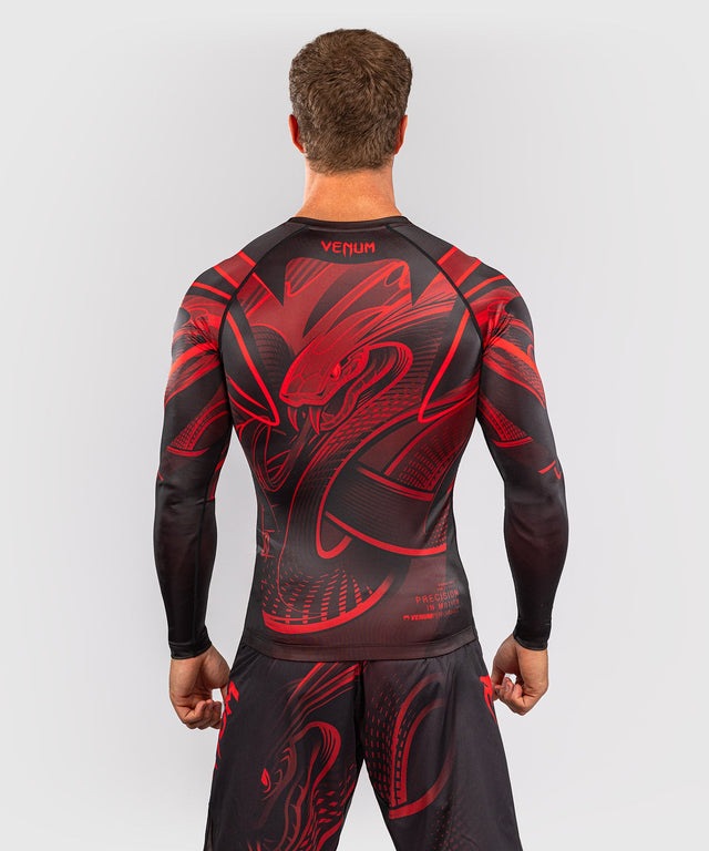 Rashguard Venum Crimson Viper 2.0 Lunghe Maniche – Nero/Rosso