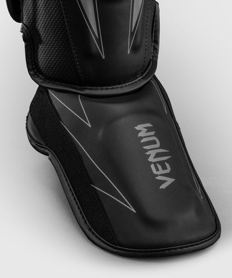 Espinilleras Venum Amazonia Reborn – Negro/Gris