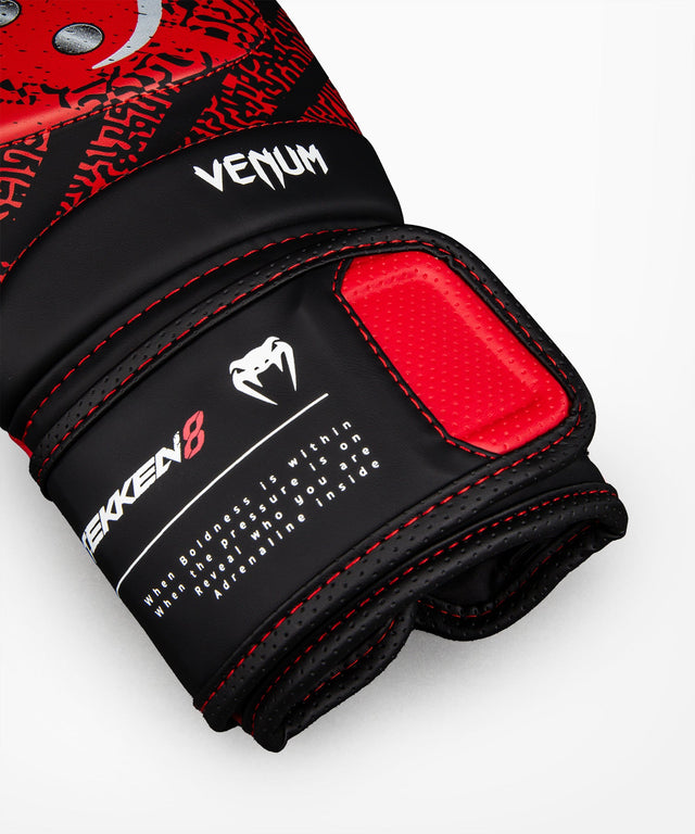 Guantoni da boxe Venum TEKKEN 8 Kazuya – Rosso/Nero – foto 4