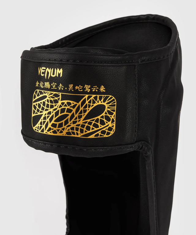 Venum Kickboxing Shin Guards Serpenti - Black