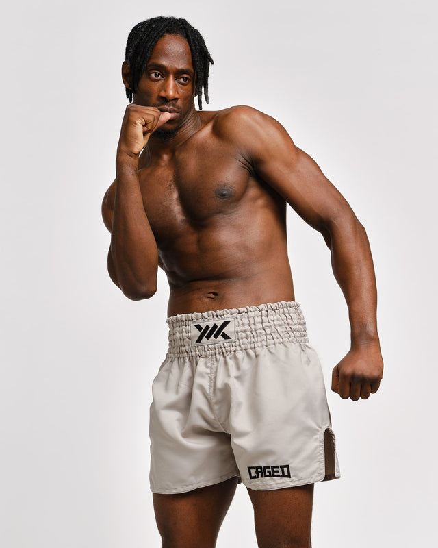 Caged Muay-Thai-Shorts Classic – Hellgrau/Schwarz