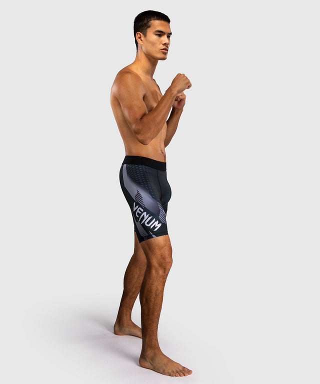Pantaloncini a compressione Venum No-Gi 6.0 – Nero/Bianco