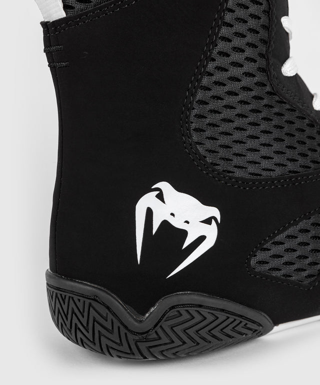 Venum Contender Boxing shoes – Black/White