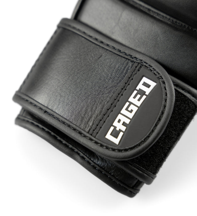 Luvas de sparring MMA Caged X Series – Preto/Branco