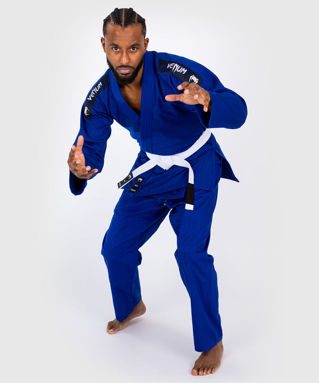 Venum BJJ Gi First – Blå – inkl. vit bälte