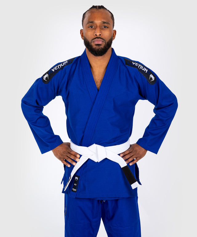 Venum BJJ Gi First – Blå – inkl. vit bälte