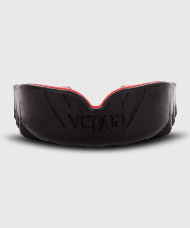 Proteză dentară de box Venum Challenger – Negru/Roșu