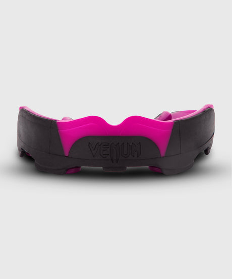 Proteză dentară de box Venum Predator – Negru/Roz