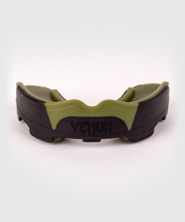 Proteză dentară de box Venum Predator – Negru/Kaki verde