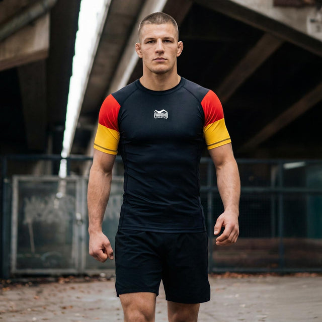 Phantom Athletics Rashguard Germany Kurzarm – Schwarz/Rot/Gold