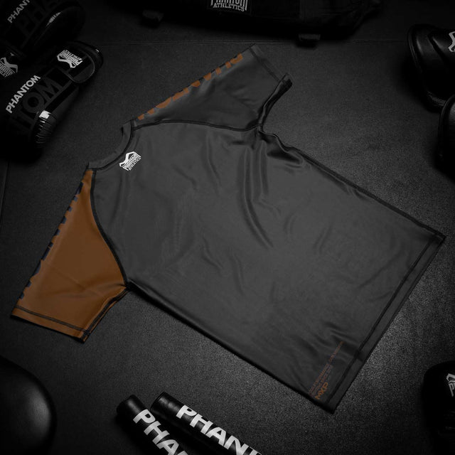 Rashguard Phantom Athletics Ranked – Marron