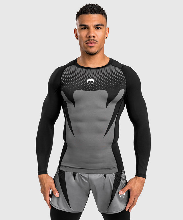 Venum Rashguard Attack Lange Ärmel – Schwarz/Grau