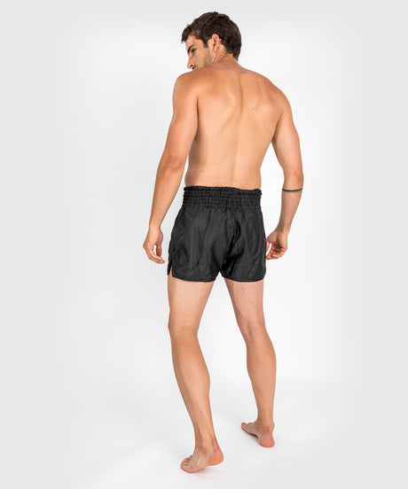 Pantaloni scurți de kickboxing Venum Classic – Negru/Negru