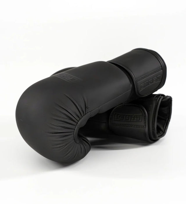 Conjunto Caged Shadow – Luvas de boxe + Caneleiras