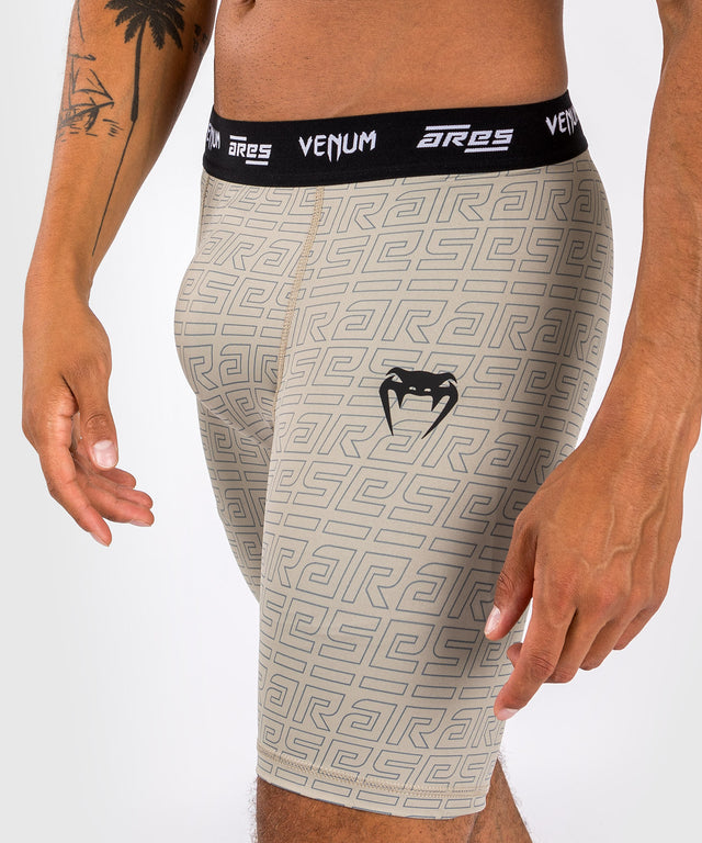 Shorts de compression Venum x Ares 2.0 – Sable