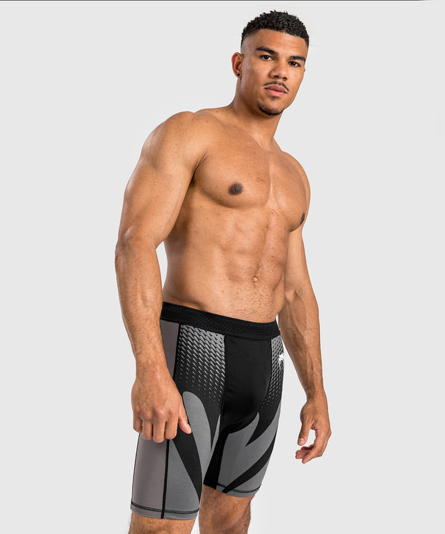 Shorts de compression Venum Attack – Noir/Gris