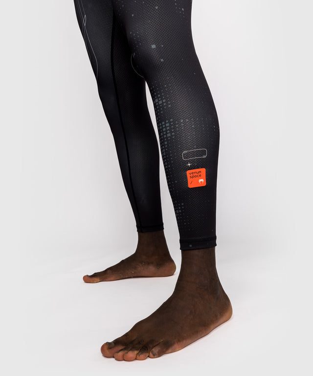 Pantaloni scurți de compresie Venum Spats Eclipse – Negru