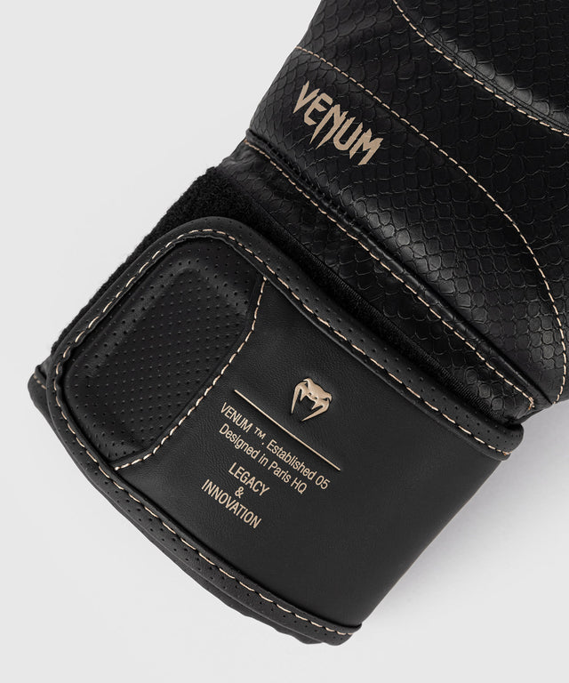 Luvas de boxe Venum Impact Evo Scales – Preto