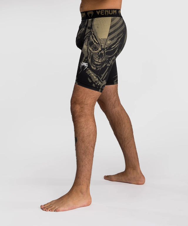 Shorts de compression Venum Invader – Noir/Sable