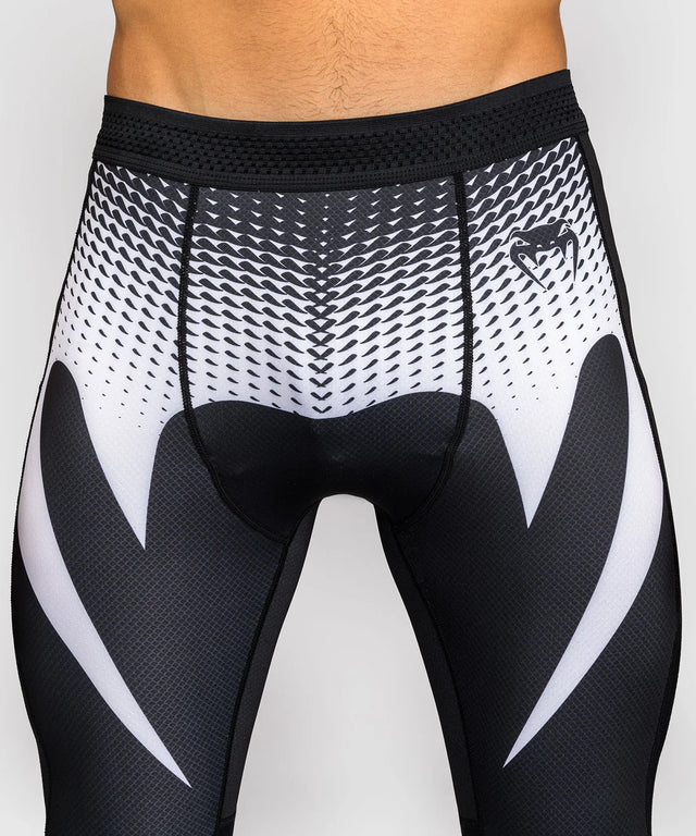 Venum No Gi Spats – Schwarz/Weiß
