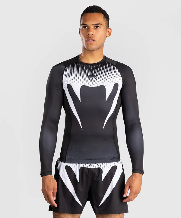Rashguard Venum No Gi Mangas Compridas – Preto/Branco