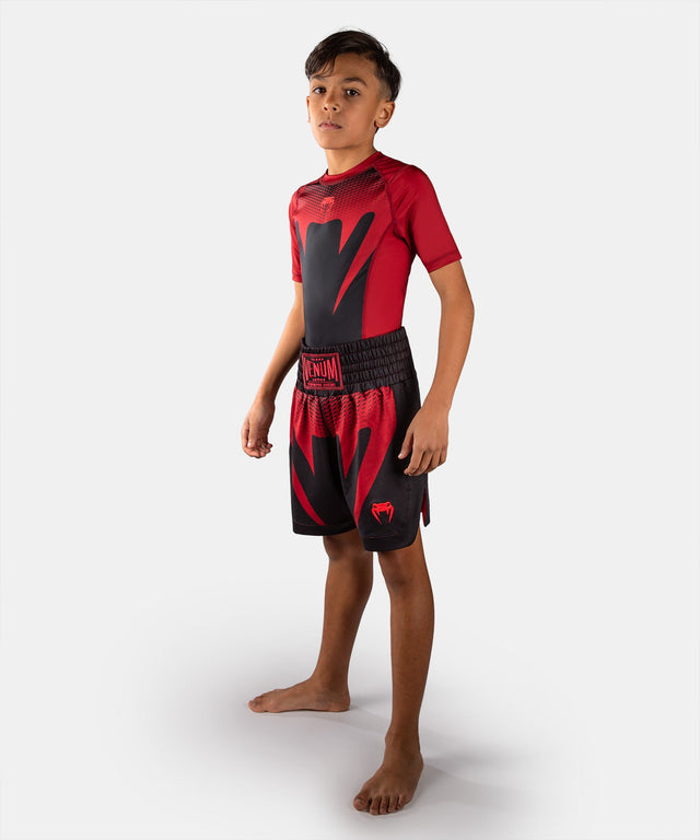 Pantaloni scurți de box Venum Attack – Copii – Negru/Roșu
