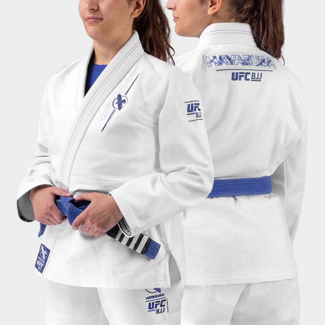 Kimono de BJJ Hayabusa x UFC Gi Chaqueta Lightweight para mujer – Blanco