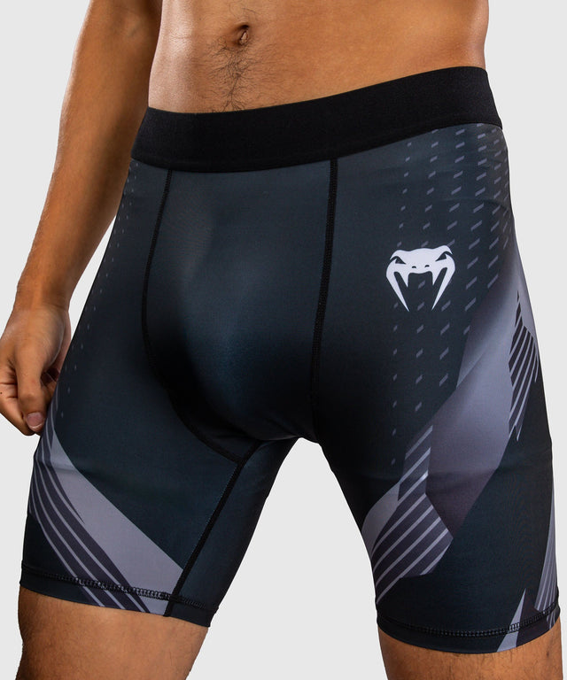 Pantaloncini a compressione Venum No-Gi 6.0 – Nero/Bianco