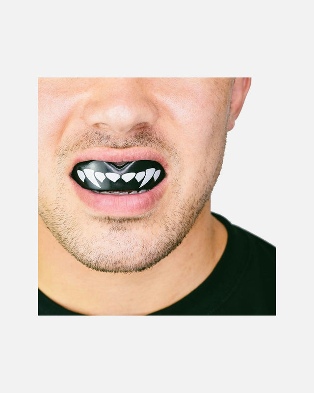 Proteză dentară de box Safejawz Extro-Series Dracula – Negru