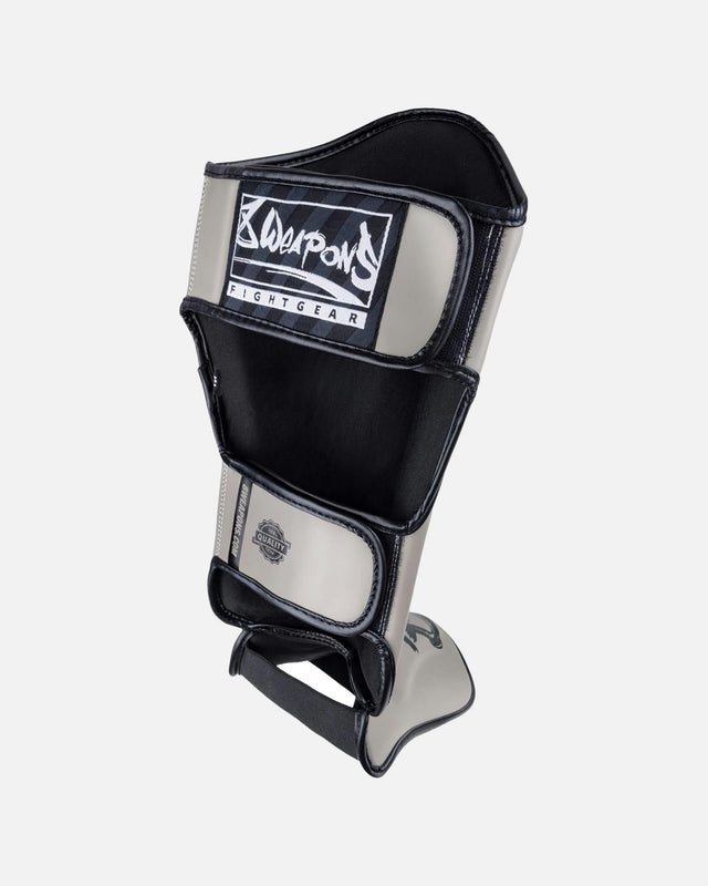 8 WEAPONS Shin guards Unlimited 2.0 – Sand/Black