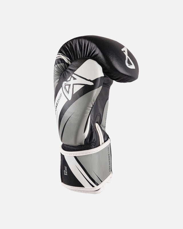 8 WEAPONS Boxhandschuhe Shift – Schwarz/Weiß