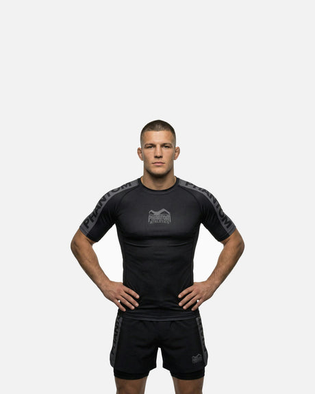 Rashguard Phantom Athletics EVO Apex Manga Curta – Preto/Cinzento