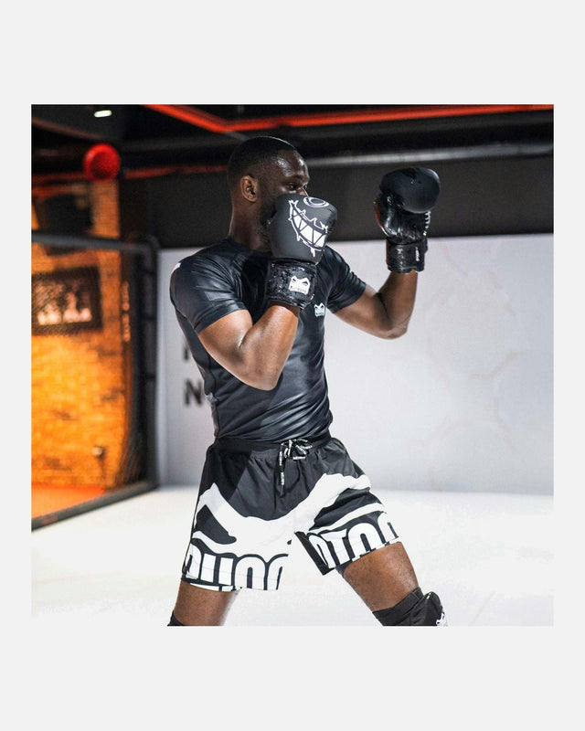 Pantaloncini MMA Phantom Athletics Fusion-R 2in1 Savage – Nero/Bianco