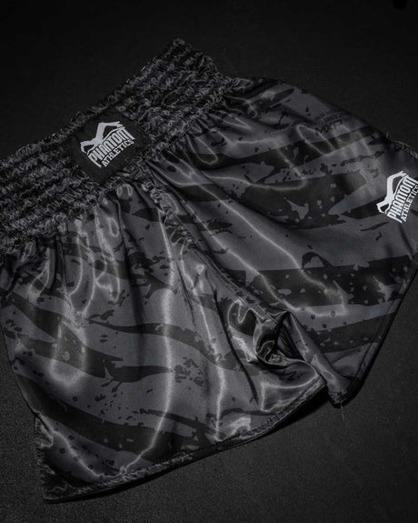 Pantaloni scurți Muay Thai Phantom Athletics Tiger Camo – Gri