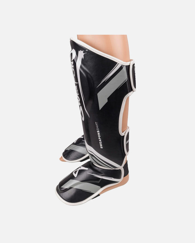 Caneleiras 8 WEAPONS Shift – Preto/Branco